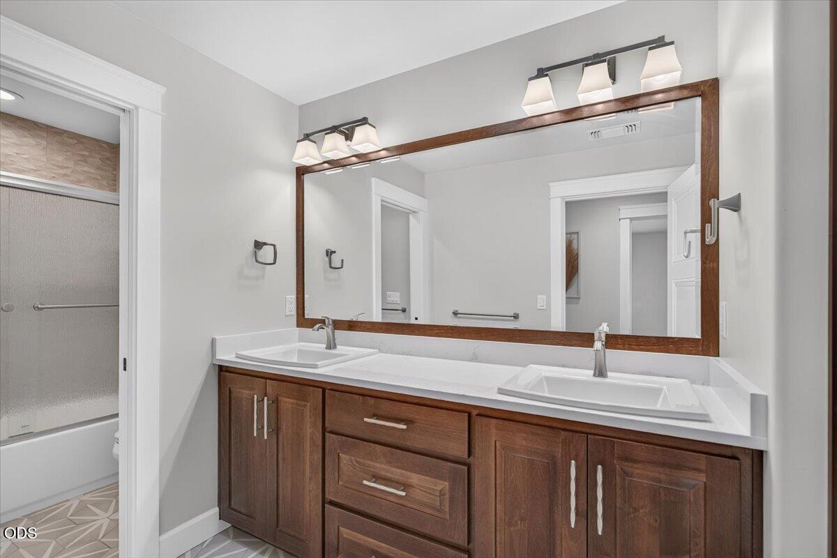 4048 Fieldbrook Avenue Medford, OR 97504 - Photo 50 of 89