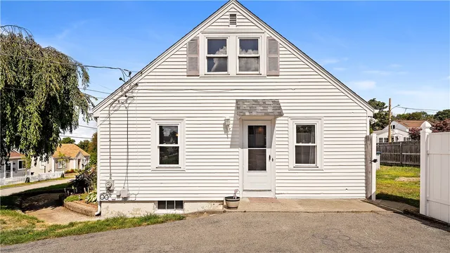 $373,000 | 180 Grassmere Avenue, East Providence, RI 02914