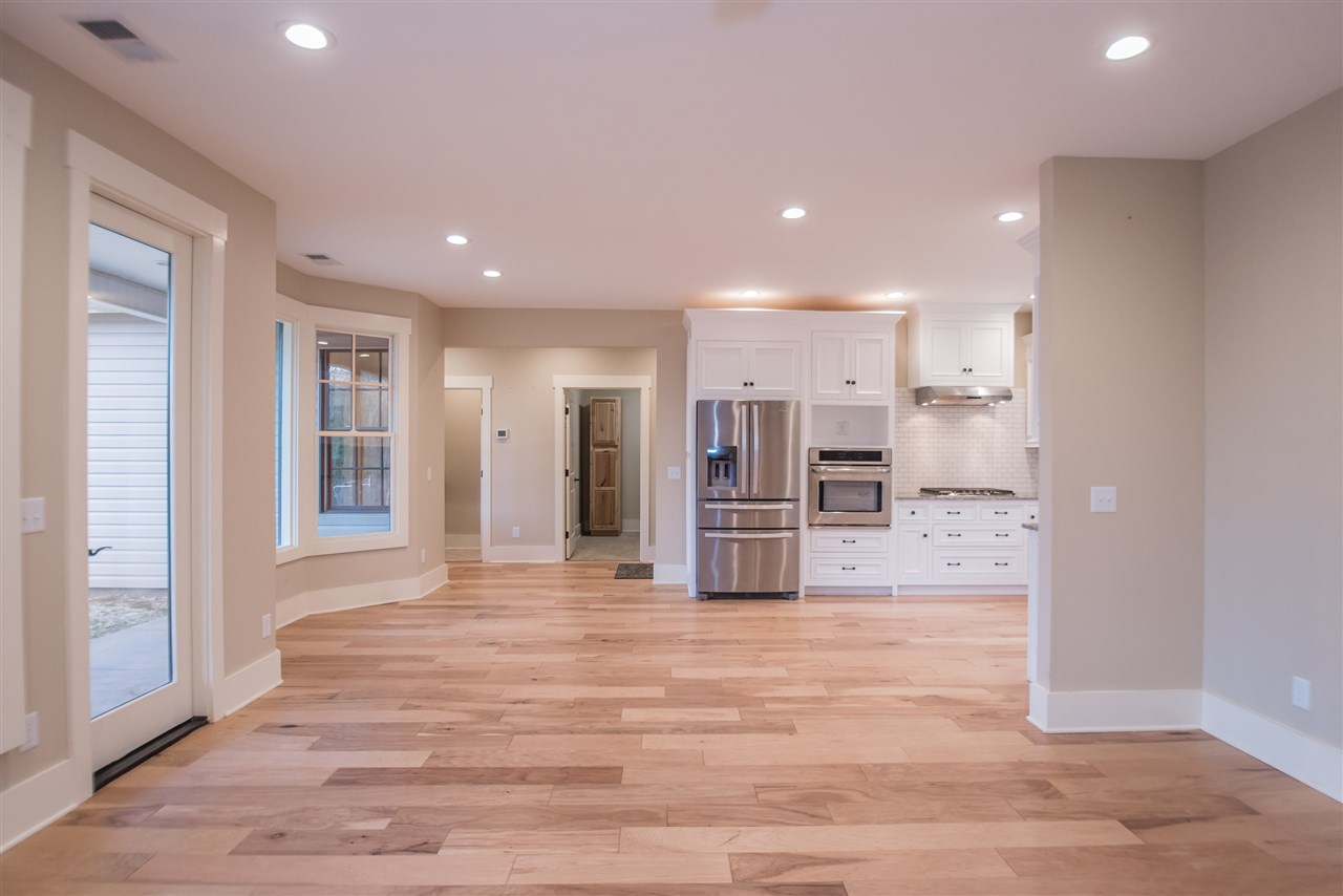 476 Dill Road Landrum, SC 29356 - Photo 4 of 27