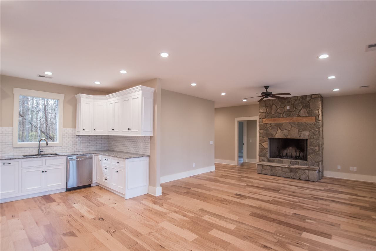 476 Dill Road Landrum, SC 29356 - Photo 8 of 27