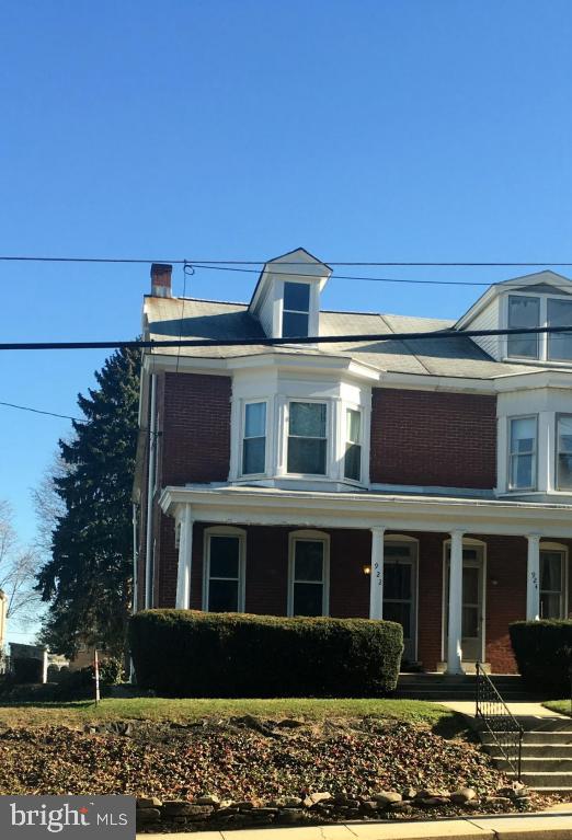 922 Quentin Road Lebanon, PA 17042 - Photo 1 of 24 Gallery Image 1