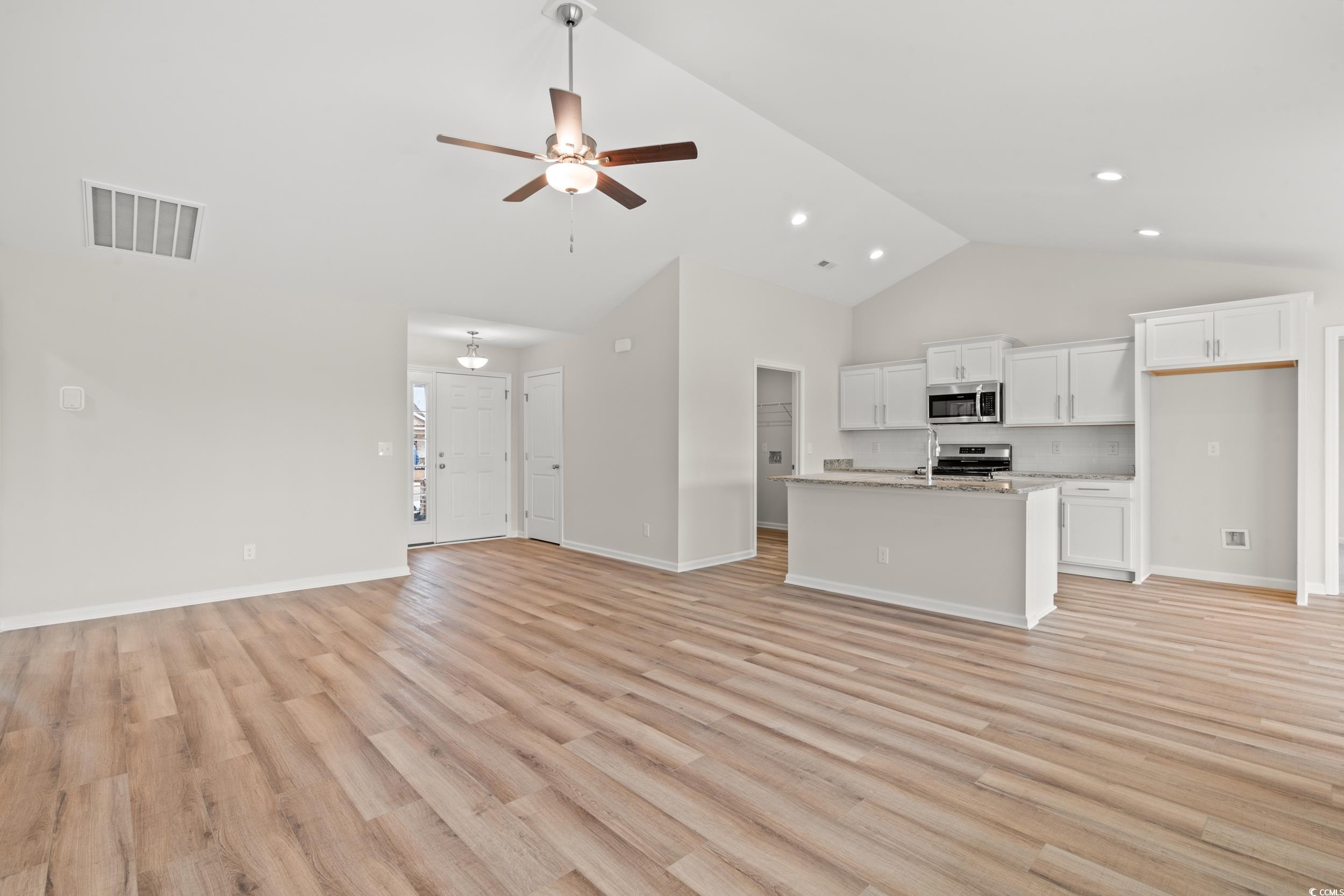 1024 Woodside Drive Conway, SC 29526 - Photo 2 of 30