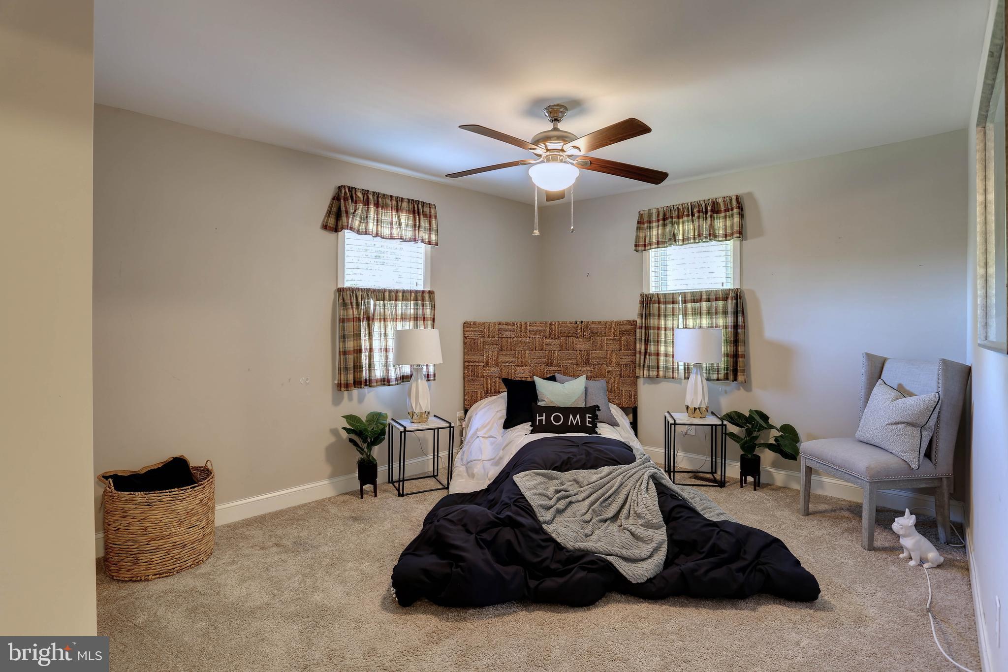 7925 Elizabeth Road Pasadena, MD 21122 - Photo 2 of 47 Gallery Image 2