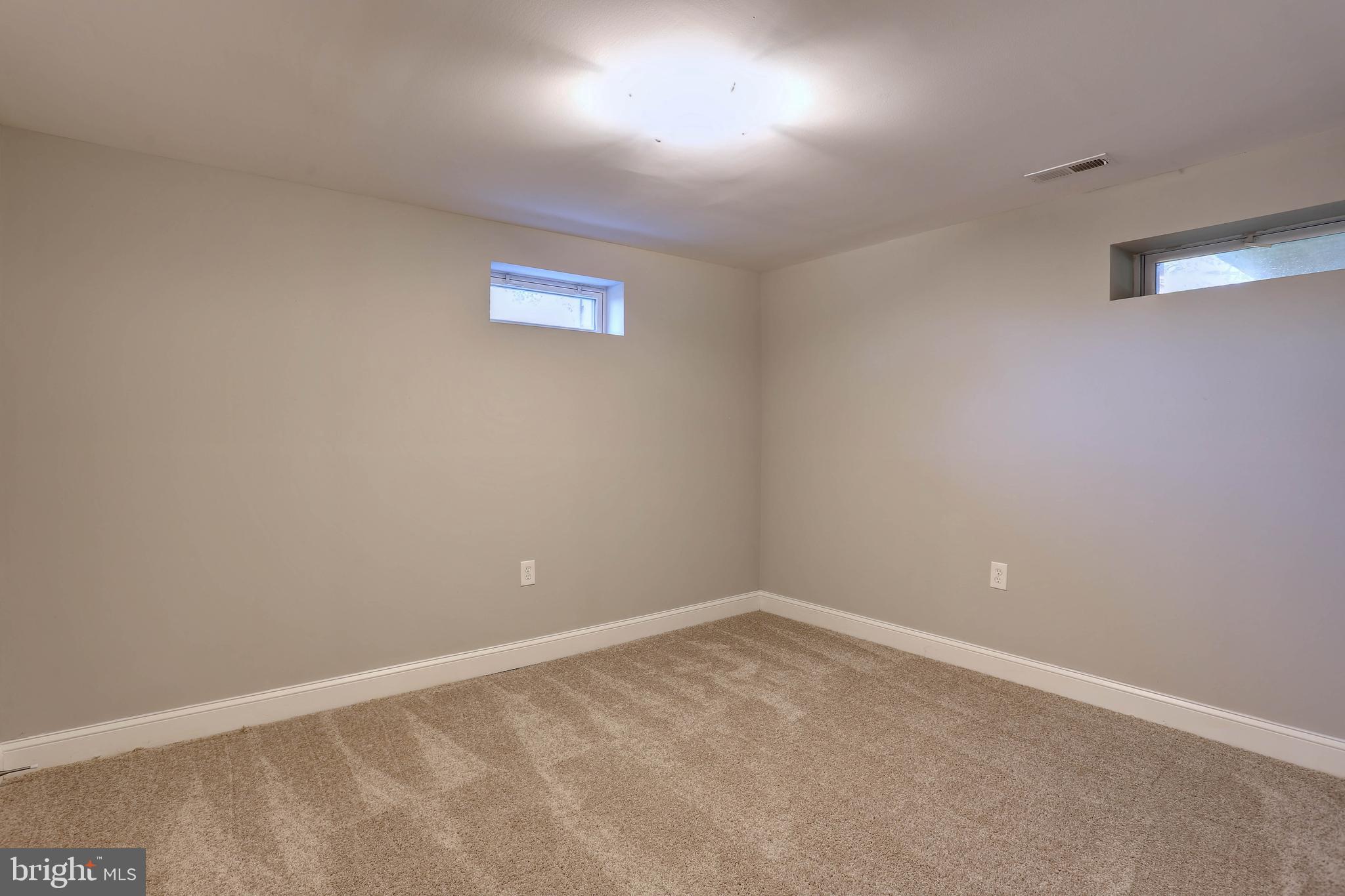 7925 Elizabeth Road Pasadena, MD 21122 - Photo 35 of 47 Gallery Image 35