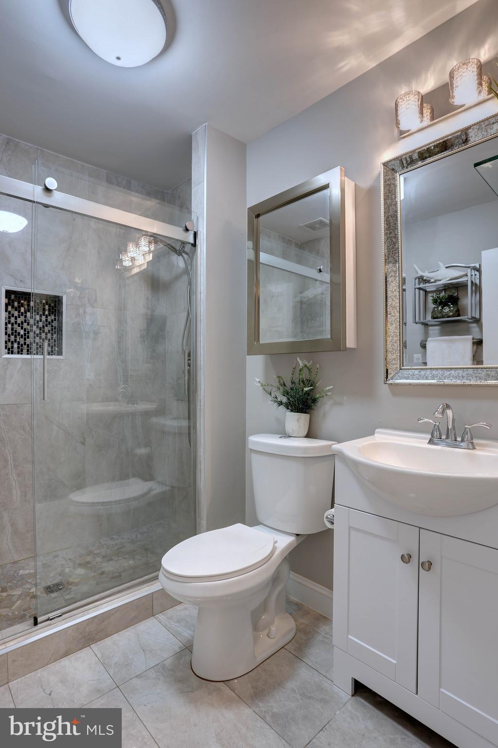 7925 Elizabeth Road Pasadena, MD 21122 - Photo 8 of 47 Gallery Image 8