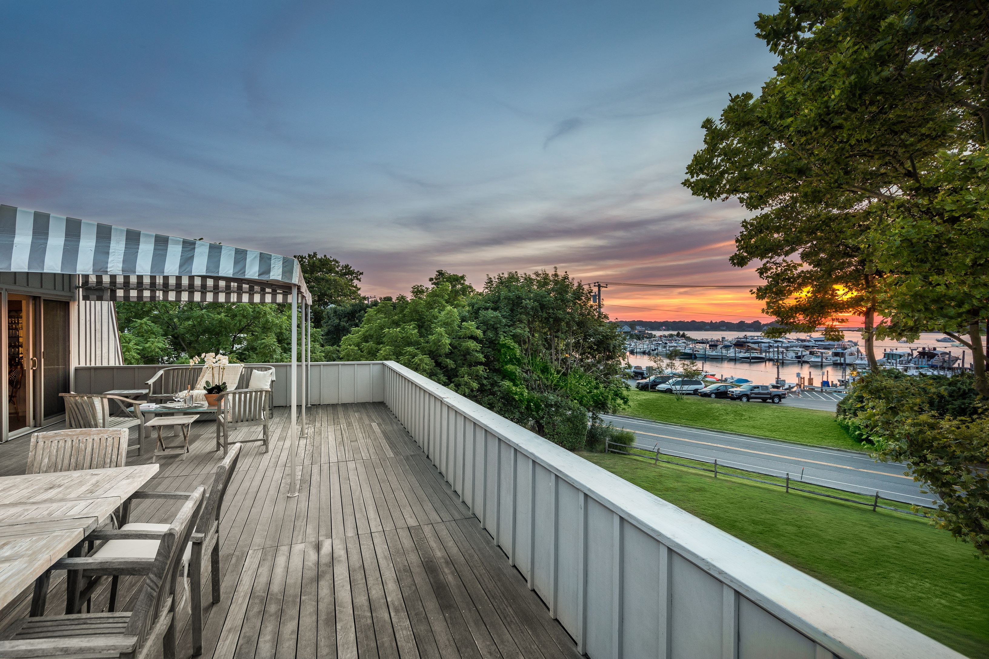 18 Bridge Street, Unit PH4D Sag Harbor, NY 11963 - Photo 4 of 31