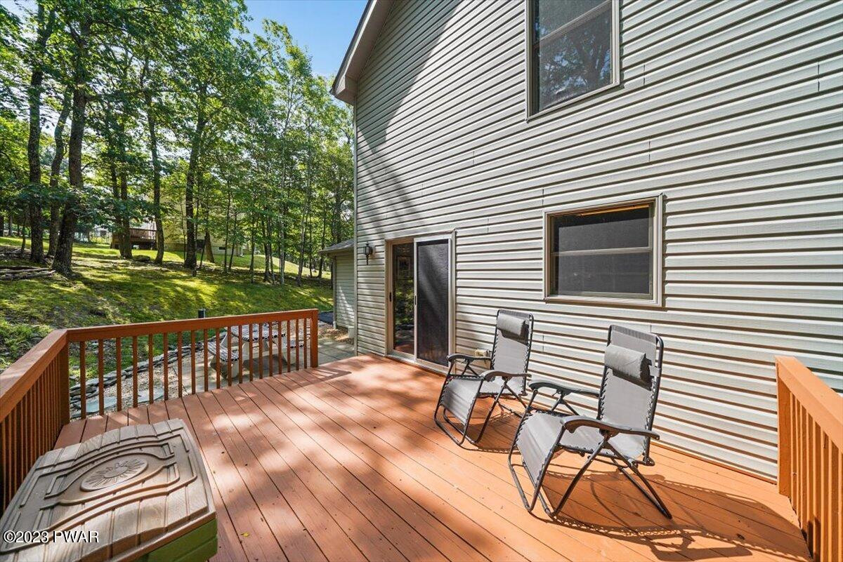 142 West Lilac Road Milford, PA 18337 - Photo 30 of 42 Rear Deck