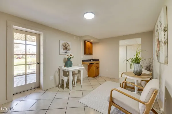 $309,900 | 895 Choctaw Drive, Chuckey, TN 37641