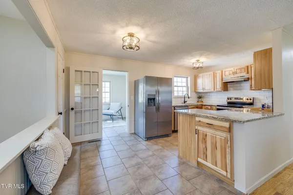 $309,900 | 895 Choctaw Drive, Chuckey, TN 37641