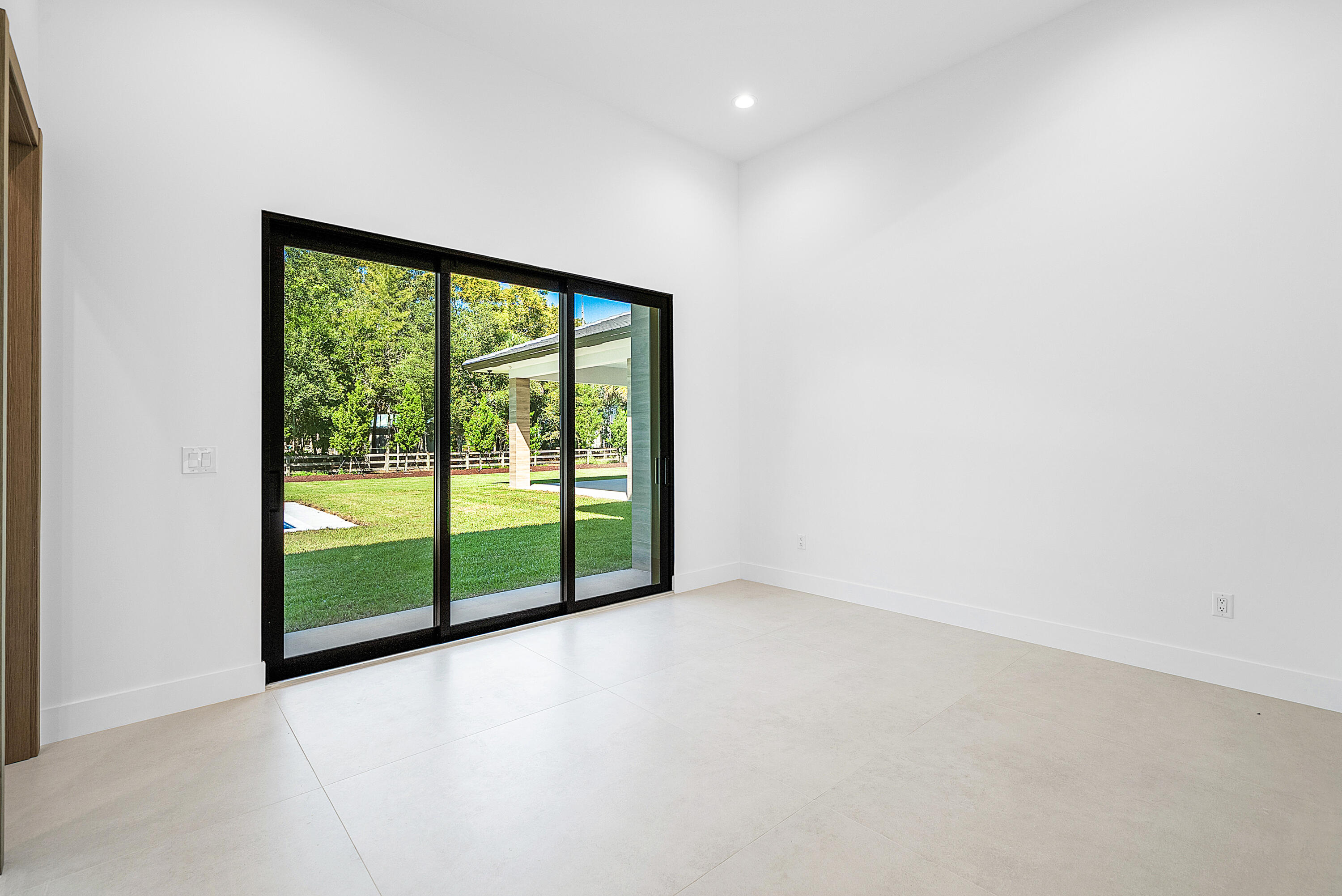 14817 Paddock Drive Wellington, FL 33414 - Photo 32 of 63 30