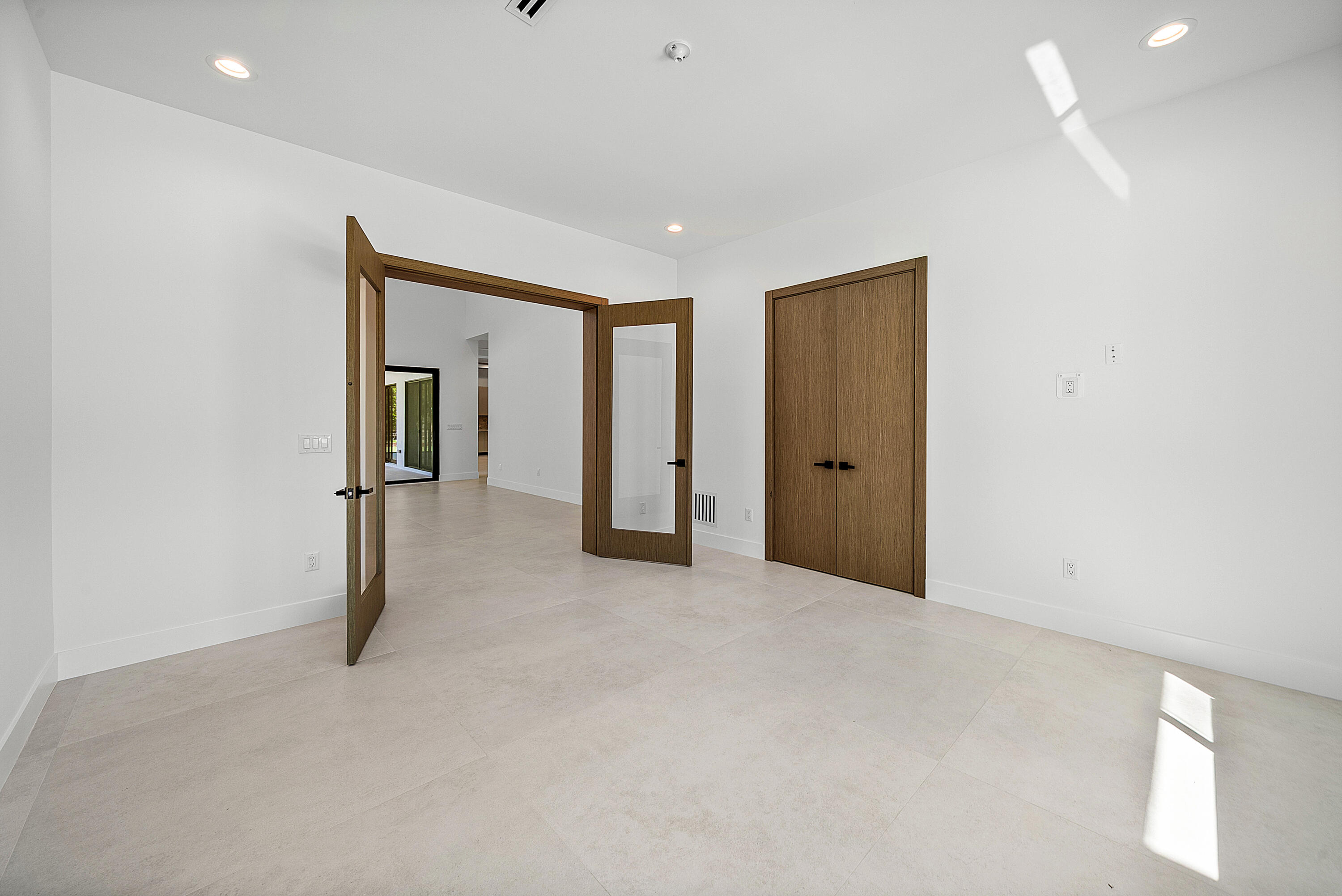 14817 Paddock Drive Wellington, FL 33414 - Photo 10 of 63 8B