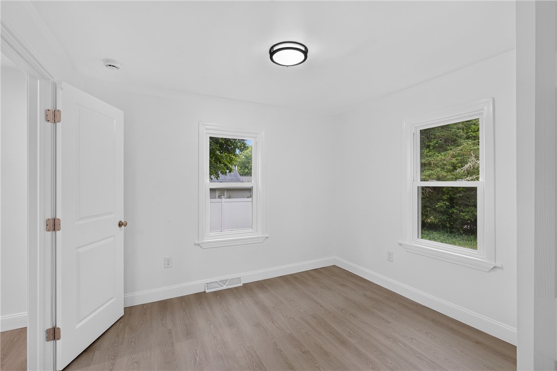 5 Lee's Lane Glocester, RI 02814 - Photo 12 of 48