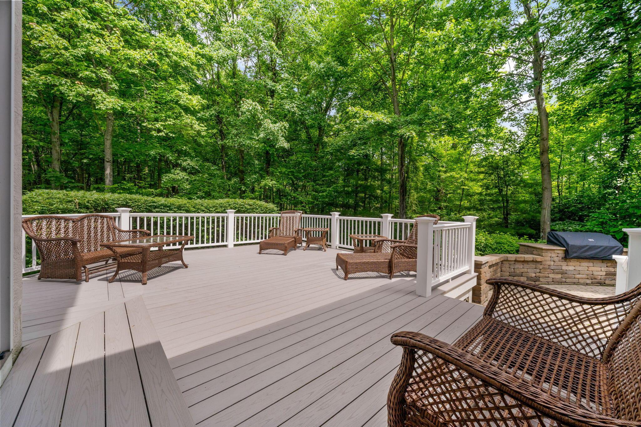 650 West Orange Road Delaware, OH 43015 - Photo 116 of 149 Deck