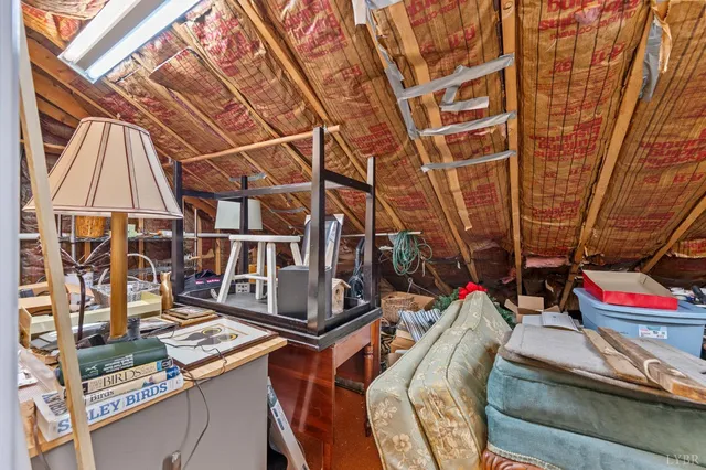 a picture of a bench in a white building