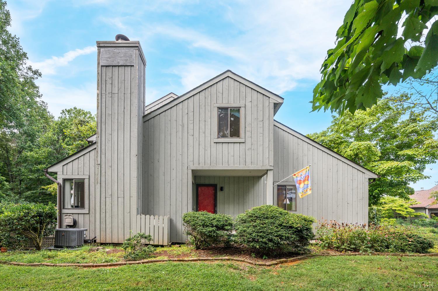 174 Sunset Ridge Road Forest, VA 24551 - Photo 37 of 43 a front view of a house with garden