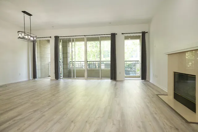 $839,000 | 130 East San Fernando Street, Unit 310, San Jose, CA 95112