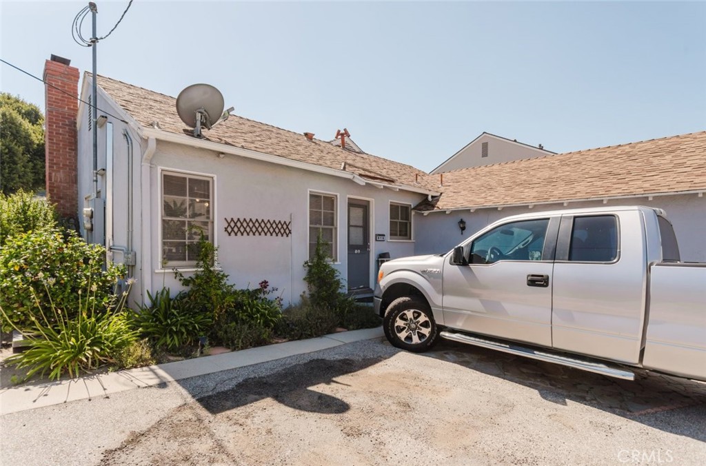 817 North Verdugo Road Glendale, CA 91206 - Photo 34 of 44