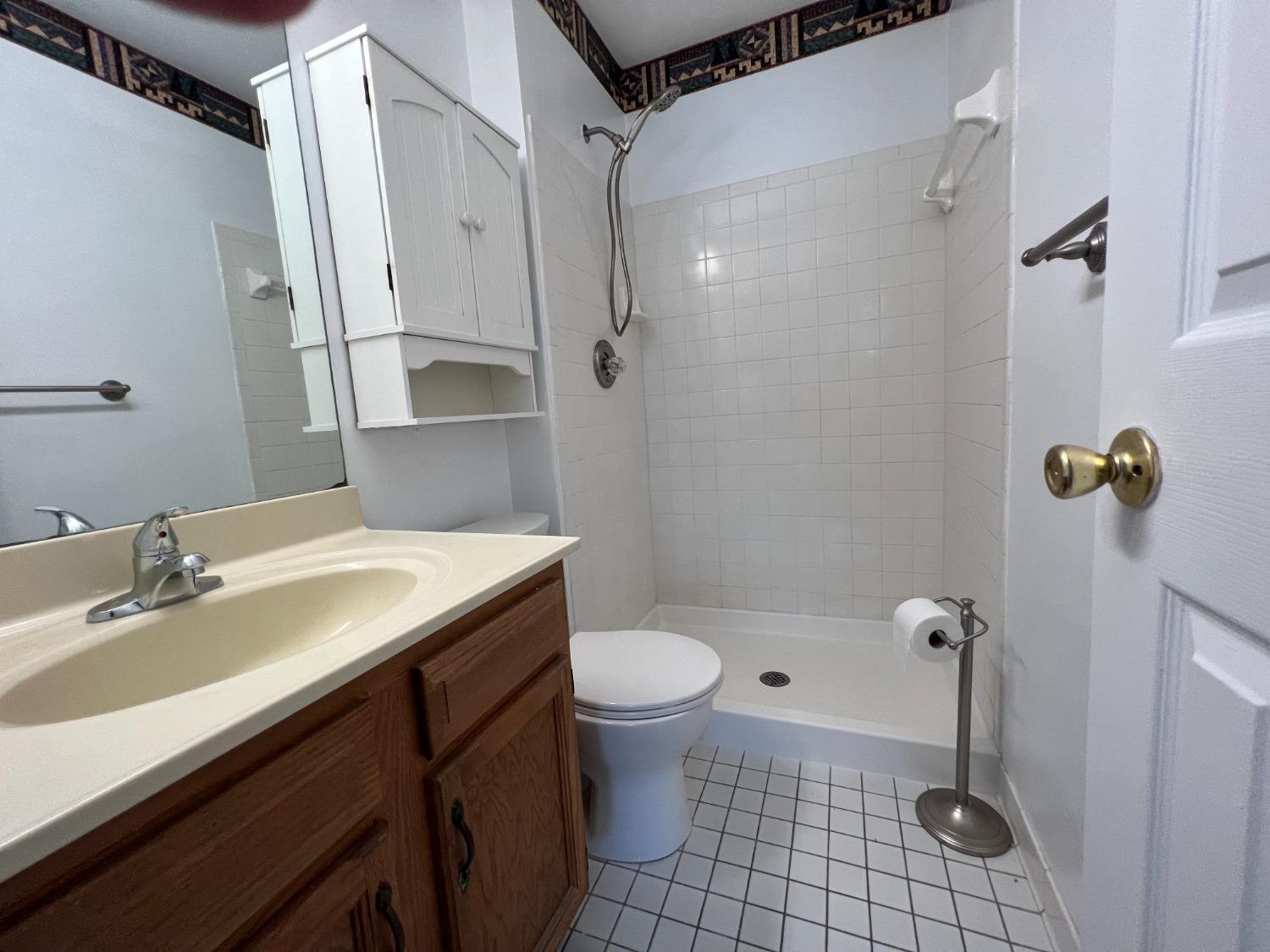 1111 Shayler Road, Unit 9 Batavia, OH 45103 - Photo 7 of 11 Gallery Image 7