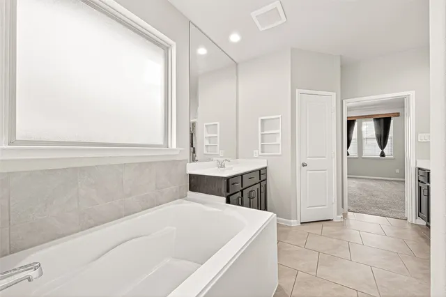 $2,500 | 4051 Prairie Landing Lane, Katy, TX 77494