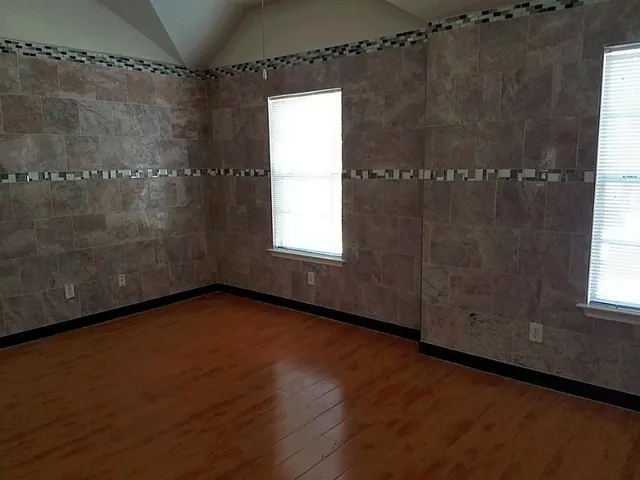 $1,750 | 31 Verbena Bend Place, Spring, TX 77382