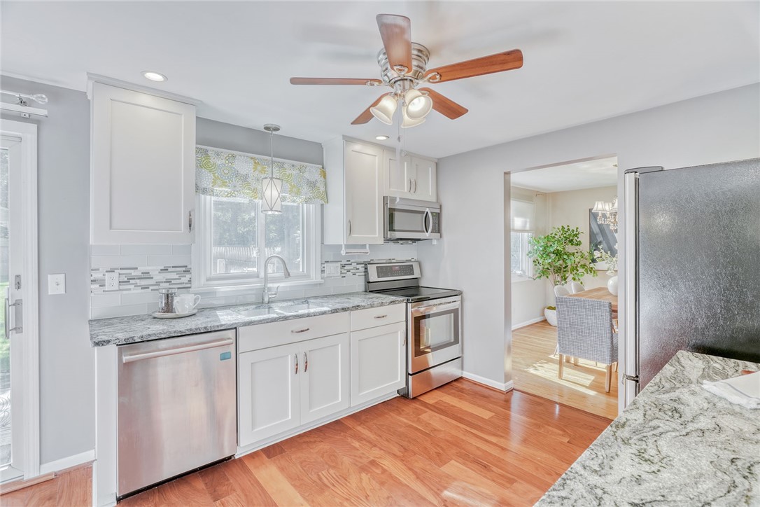 52 Sunset Trail Perinton, NY 14450 - Photo 11 of 36