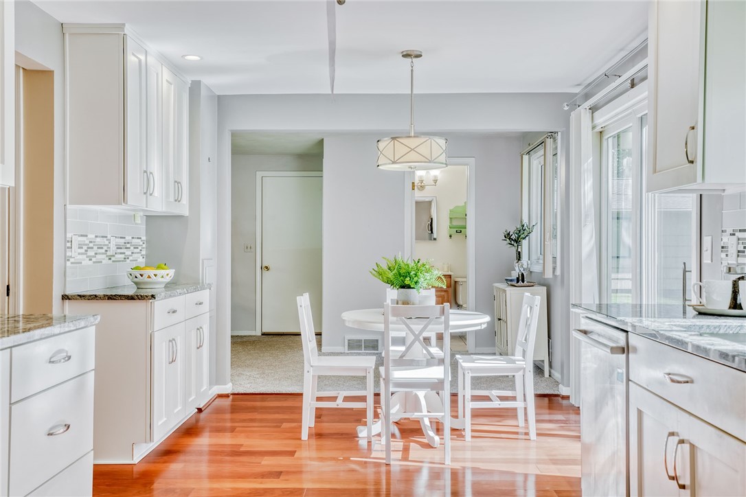 52 Sunset Trail Perinton, NY 14450 - Photo 13 of 36