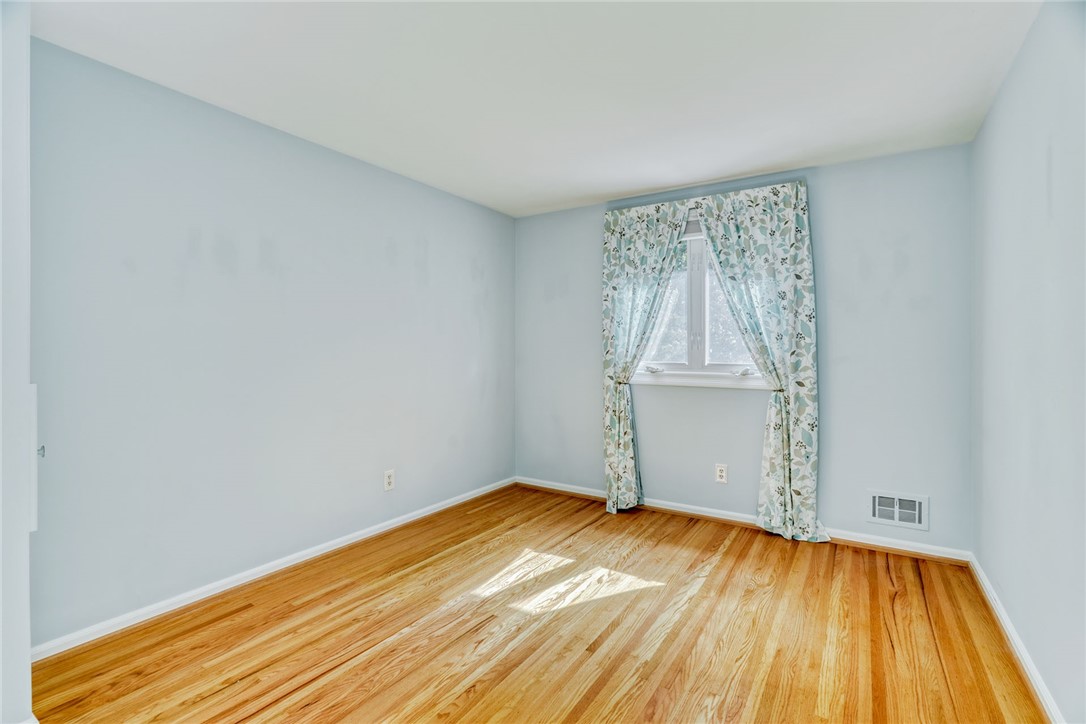 52 Sunset Trail Perinton, NY 14450 - Photo 25 of 36