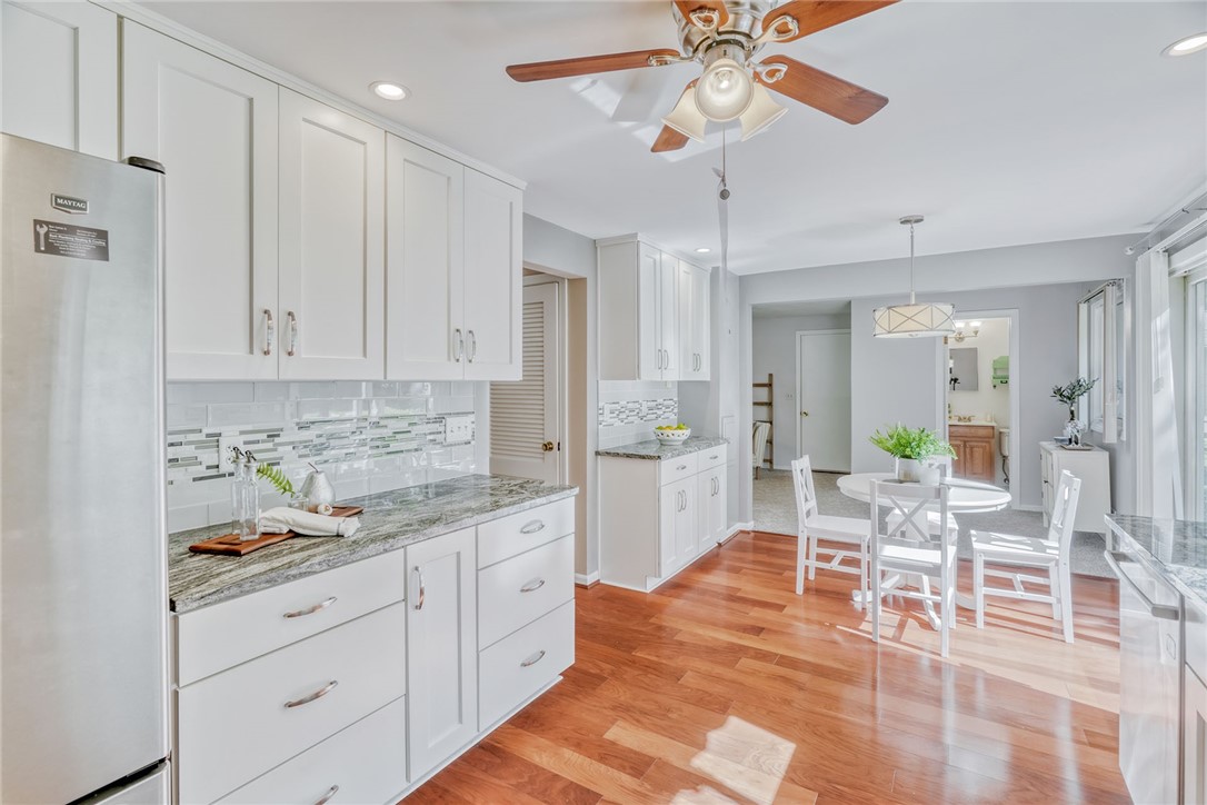 52 Sunset Trail Perinton, NY 14450 - Photo 10 of 36