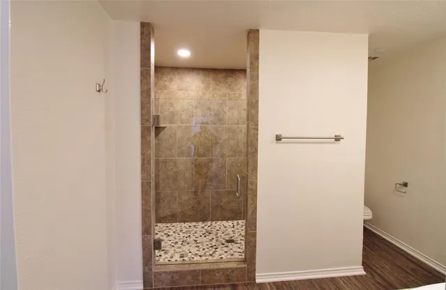 $2,795 | 313 Woodhaven Drive, DeSoto, TX 75115