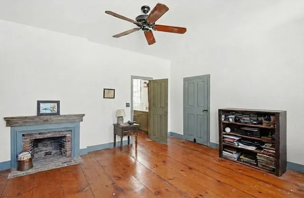 $730,000 | 650 Central Turnpike, Sutton, MA 01590