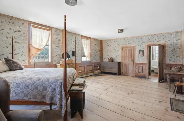 $730,000 | 650 Central Turnpike, Sutton, MA 01590