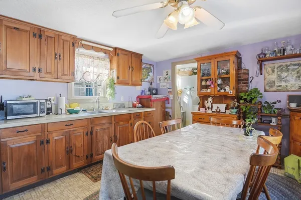 $730,000 | 650 Central Turnpike, Sutton, MA 01590