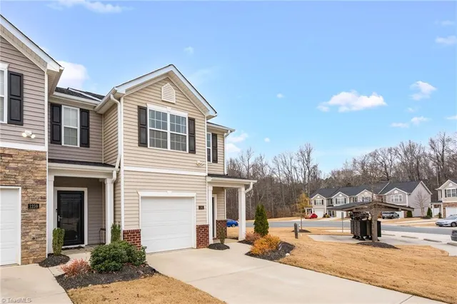 $284,900 | 1261 Adrian Court, Mebane, NC 27302