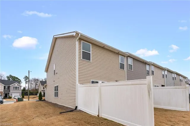 $284,900 | 1261 Adrian Court, Mebane, NC 27302