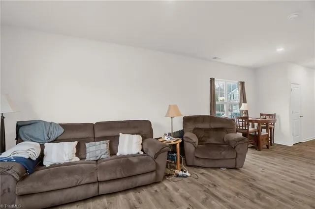 $284,900 | 1261 Adrian Court, Mebane, NC 27302