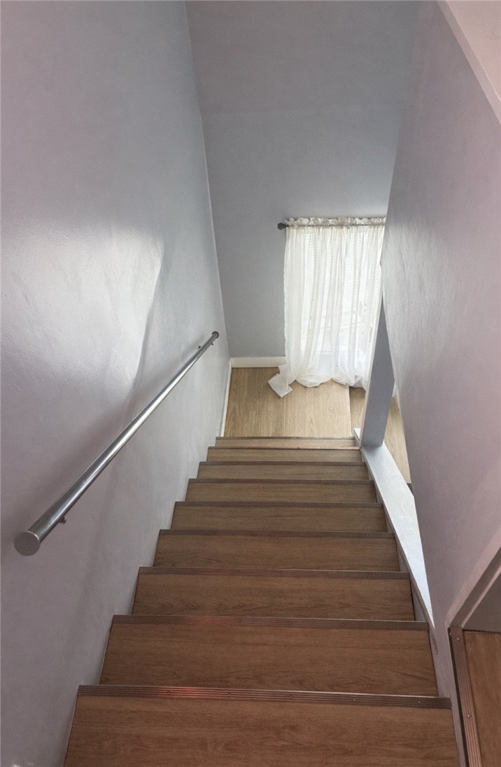 33 Princess Avenue Cranston, RI 02920 - Photo 8 of 14