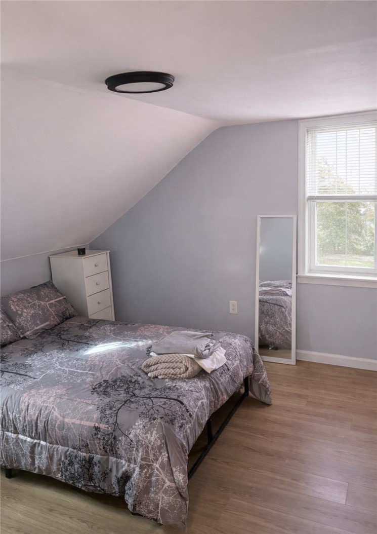 33 Princess Avenue Cranston, RI 02920 - Photo 9 of 14