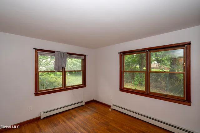 $272,000 | 8 Caldwell Street, Albany, NY 12208