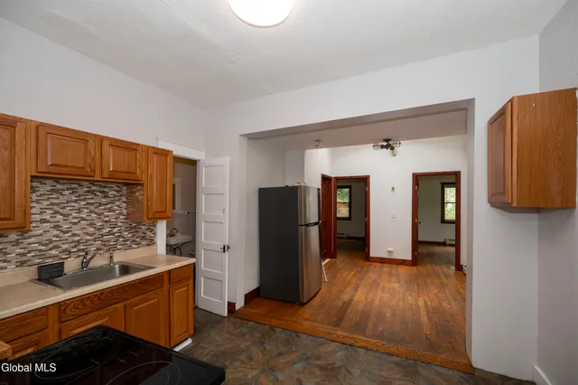 $272,000 | 8 Caldwell Street, Albany, NY 12208