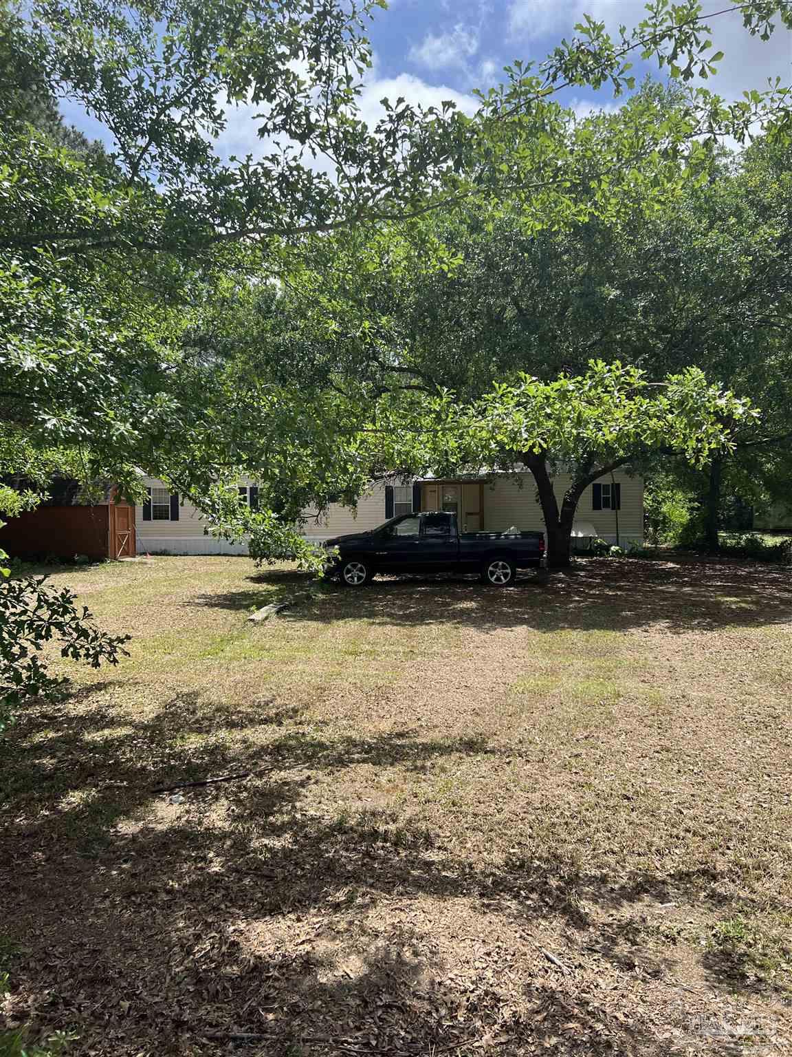 3613 Gardenview Road Milton, FL 32571 - Photo 3 of 26 Front View 2
