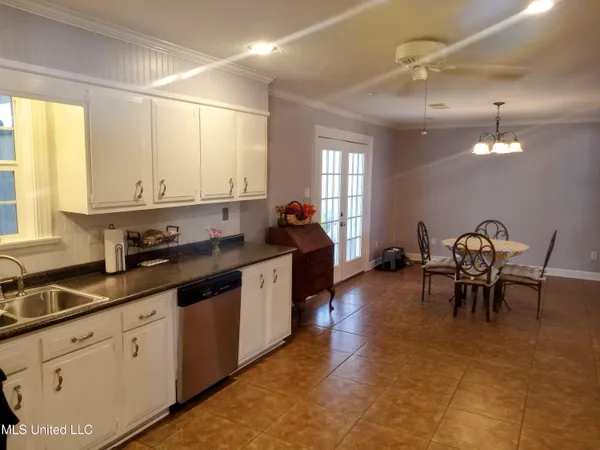 $206,625 | 701 West Gresham Street, Indianola, MS 38751