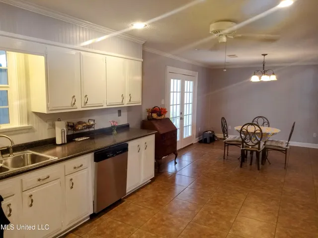 $217,500 | 701 West Gresham Street, Indianola, MS 38751