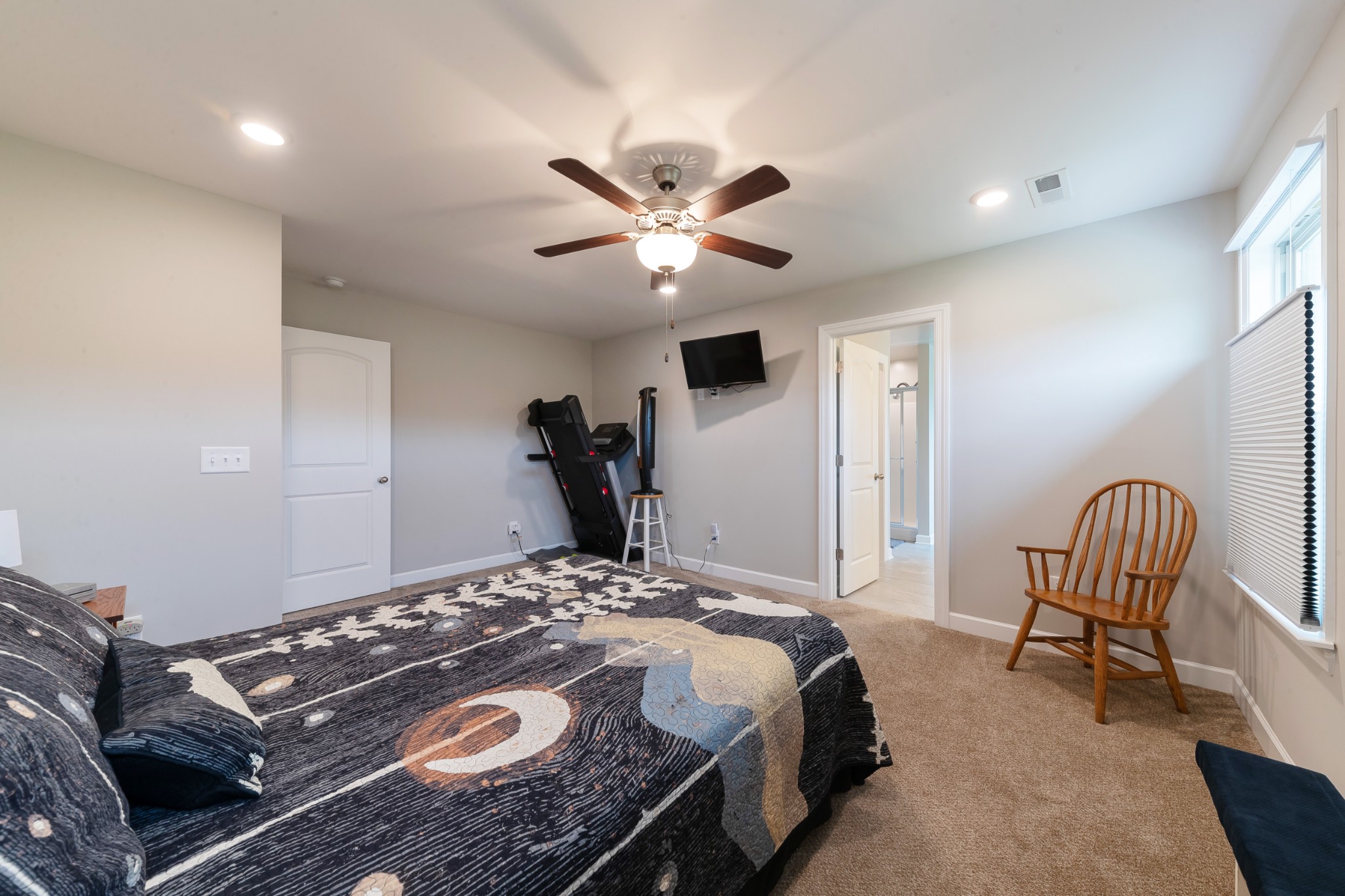 191 Preserve Circle Manchester, TN 37355 - Photo 13 of 25 a bed room with a bed and a chair