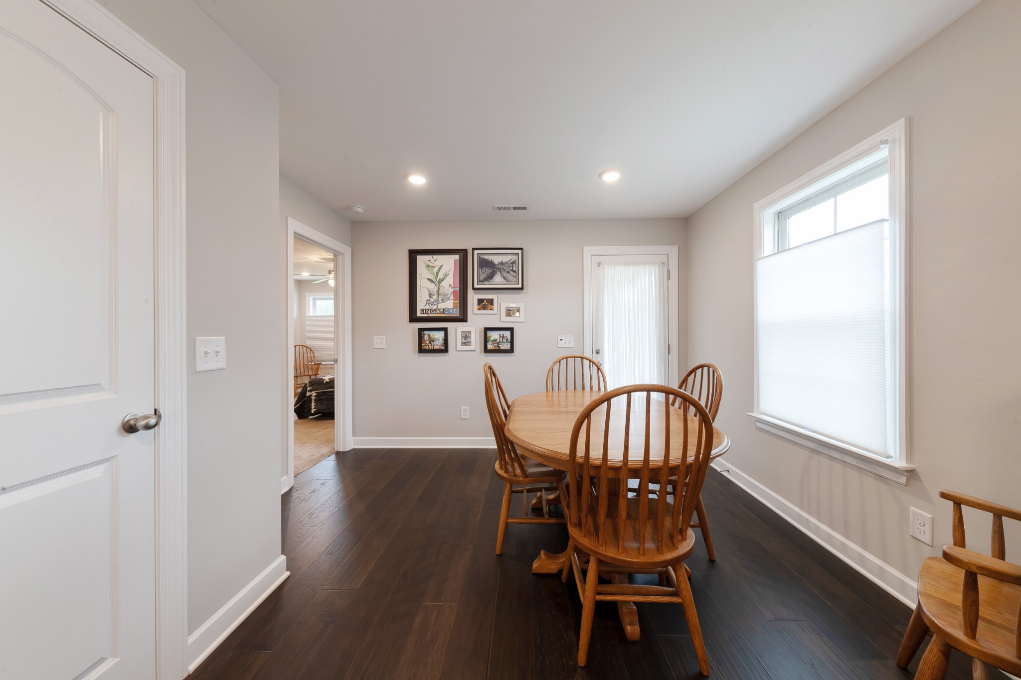 191 Preserve Circle Manchester, TN 37355 - Photo 8 of 25 a view of a dining room with furniture window and wooden floor