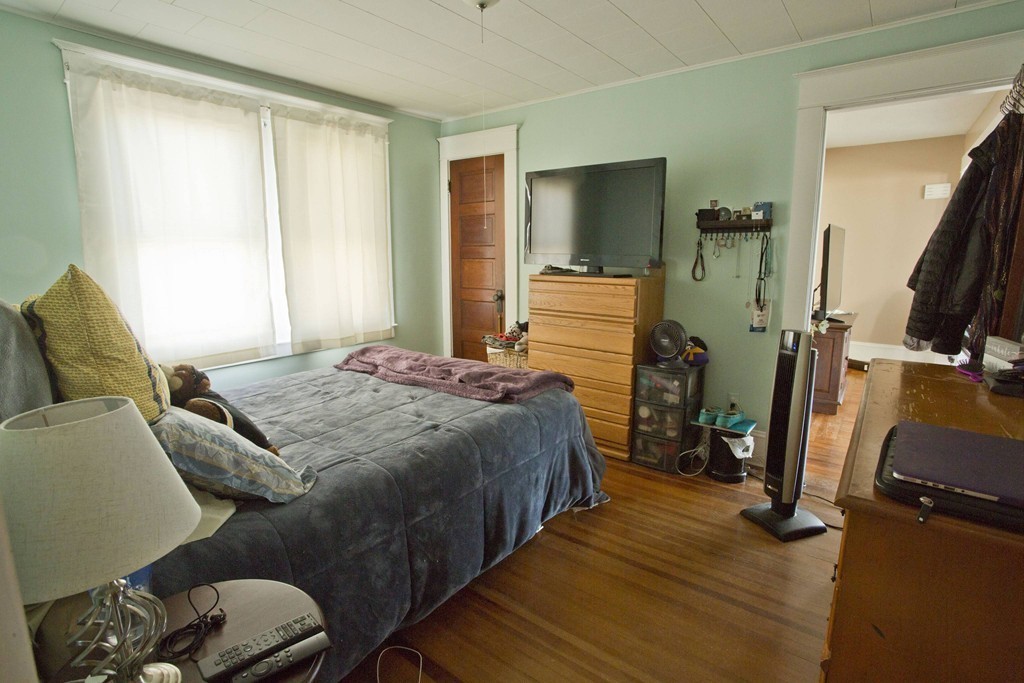 33 Morton Street West Springfield, MA 01089 - Photo 8 of 15 Gallery Image 8