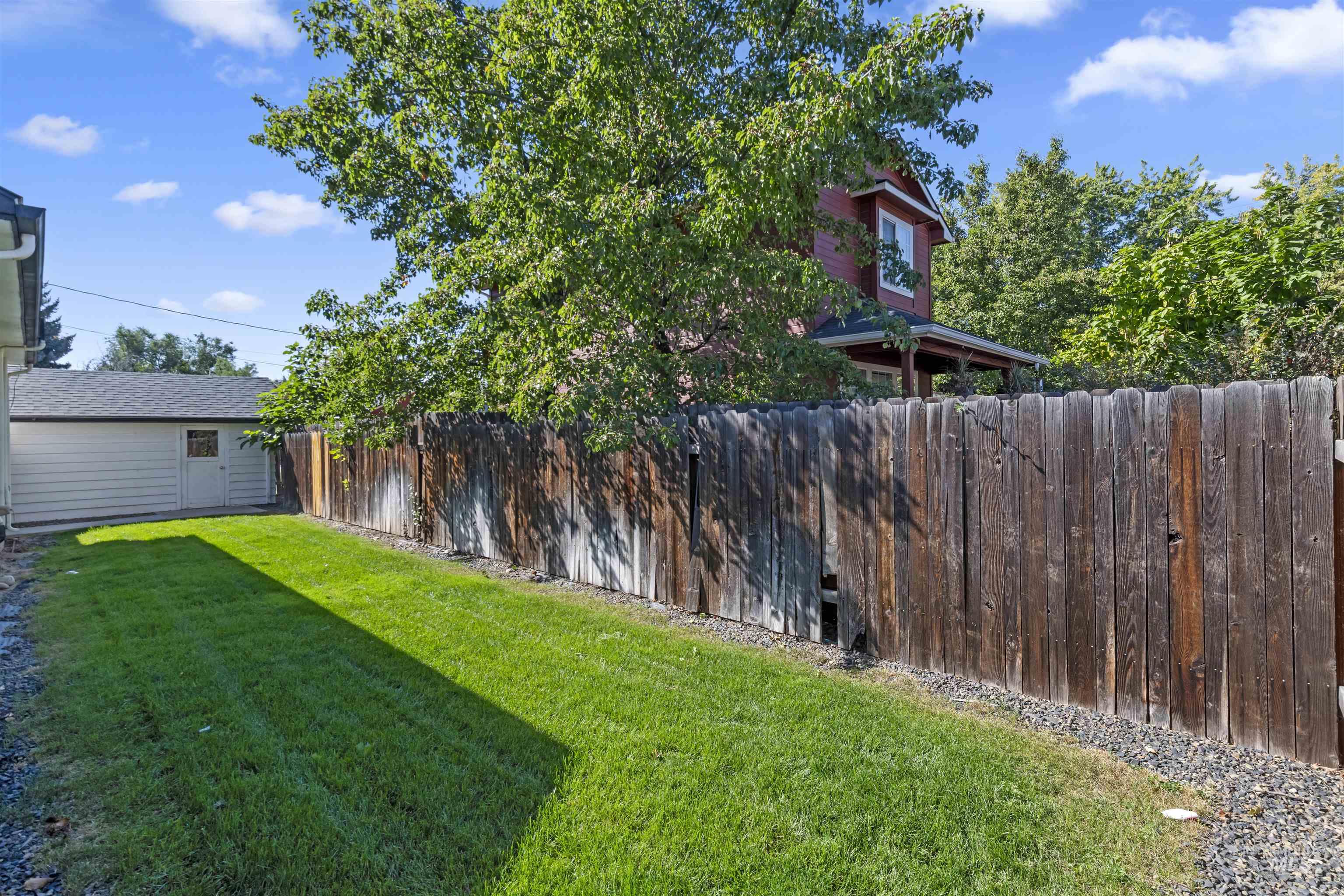 1803 South Arcadia Street Boise, ID 83705 - Photo 26 of 30 View of fenced backyard