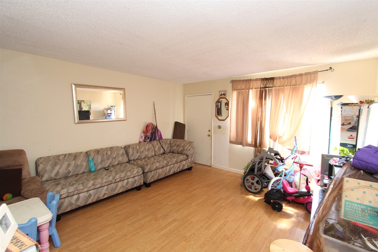 1604 Montecito Road, Unit 17 Ramona, CA 92065 - Photo 2 of 5