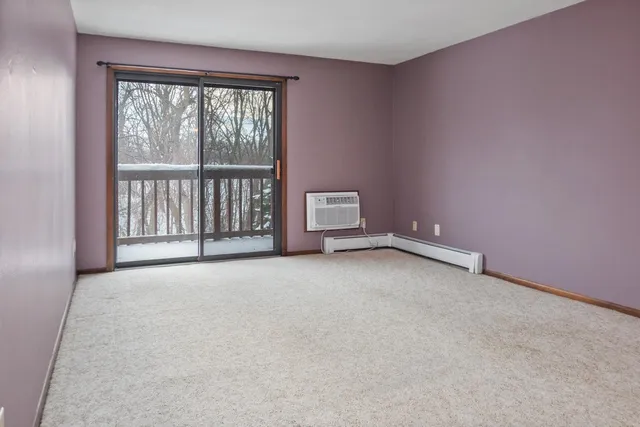 $99,000 | 2672 Humboldt Road, Unit 4, Green Bay, WI 54311