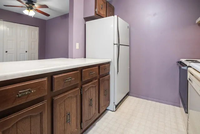 $99,000 | 2672 Humboldt Road, Unit 4, Green Bay, WI 54311