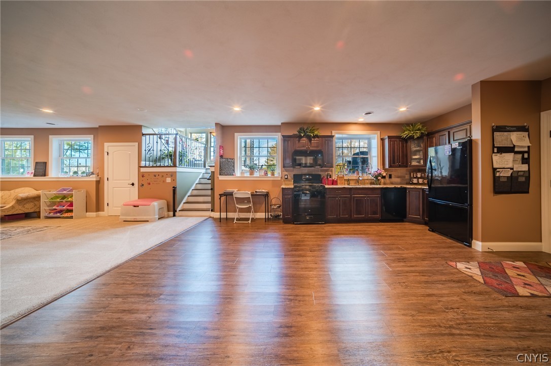 1410 Allen Road Clay, NY 13212 - Photo 32 of 50